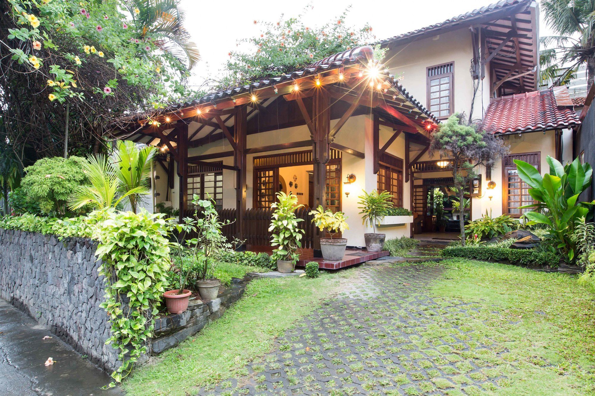 Duta Garden Hotel Yogyakarta Exterior photo