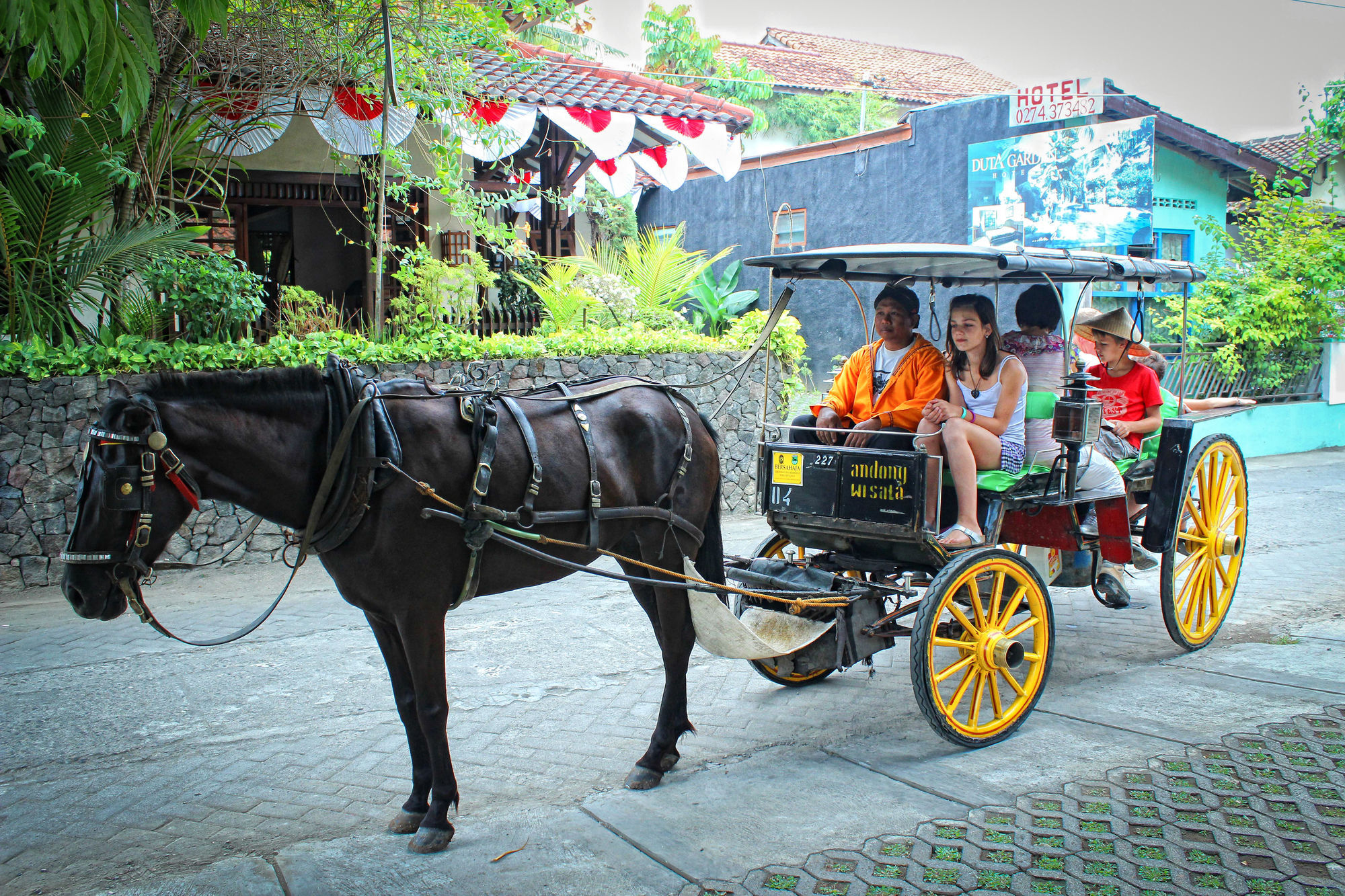 Duta Garden Hotel Yogyakarta Exterior photo